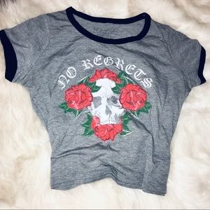 Crop skull tee